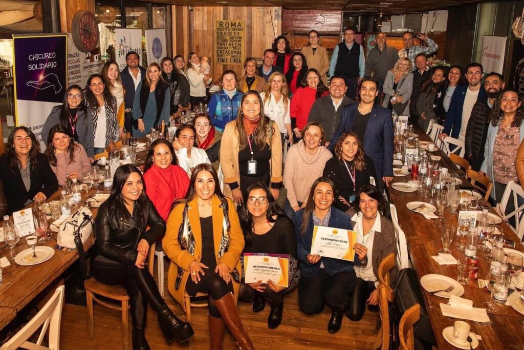 Encuentro de Emprendedores Chicureo Comercial Charla Networking